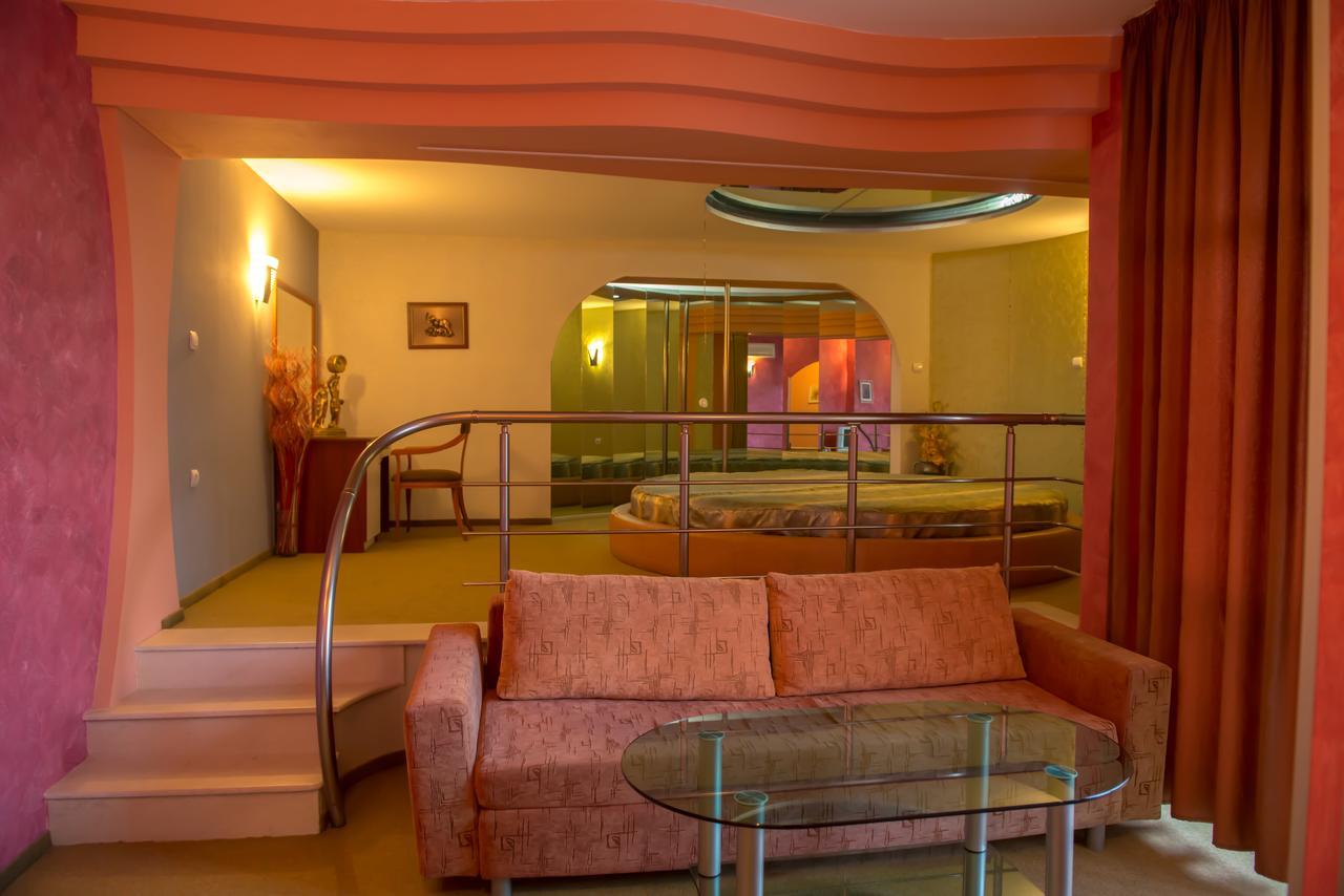 Hotel Kapri Yambol Esterno foto