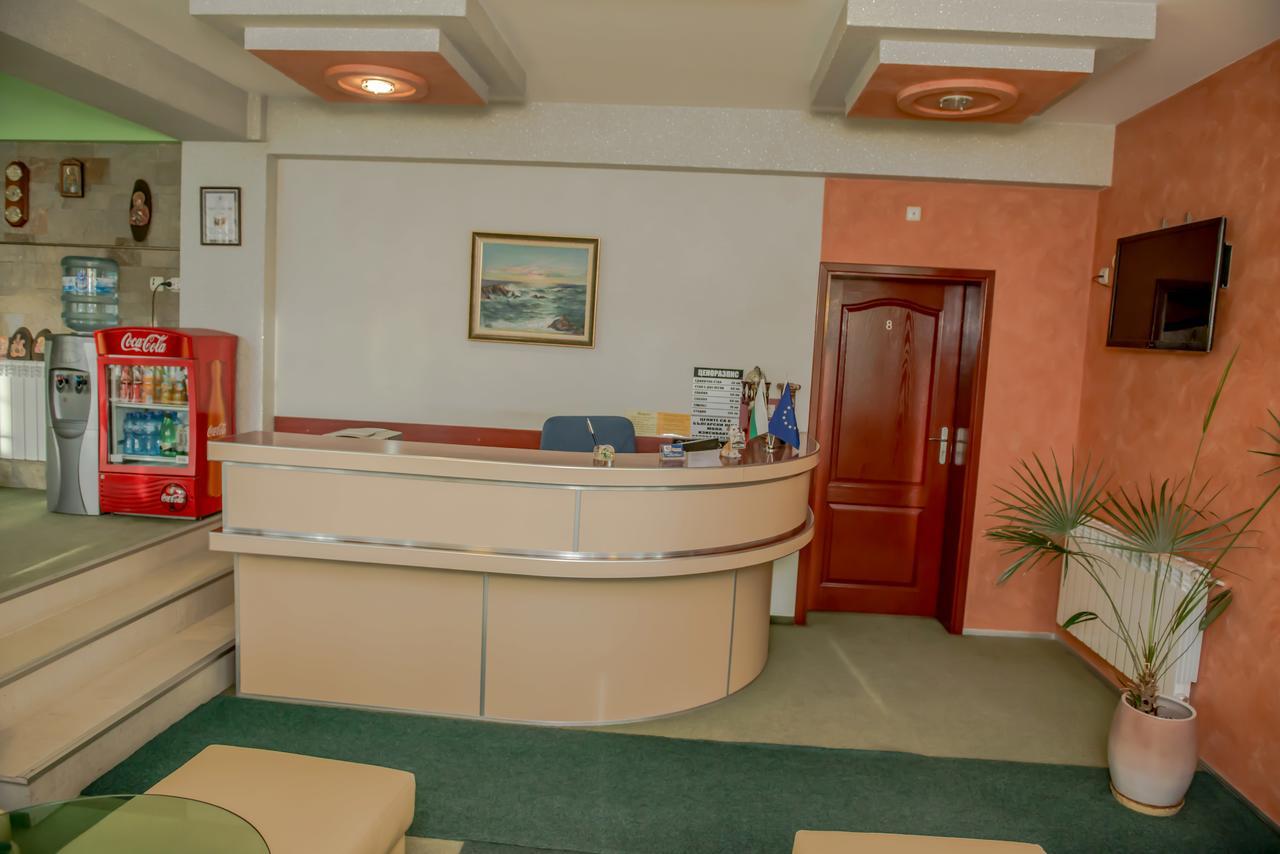 Hotel Kapri Yambol Esterno foto